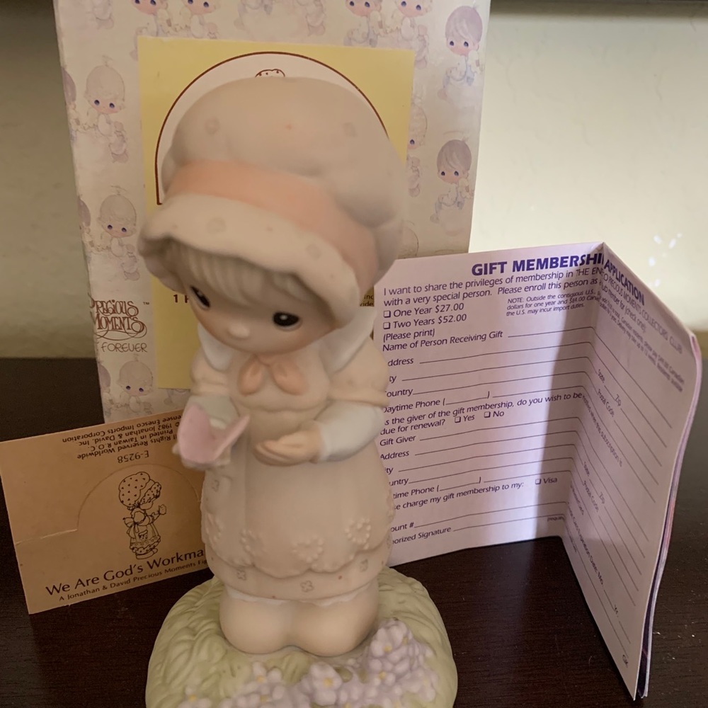 Precious Moments Figurine